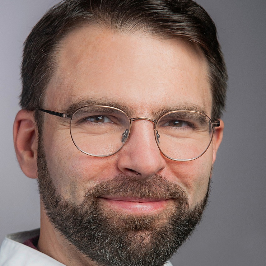 Dr. med. Michal Gina